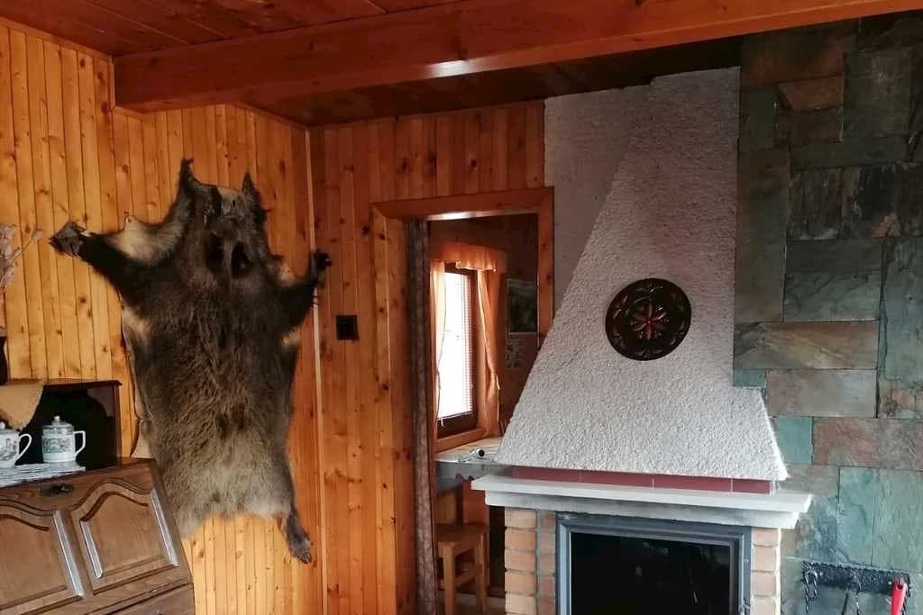 Obývacia časť s krbom